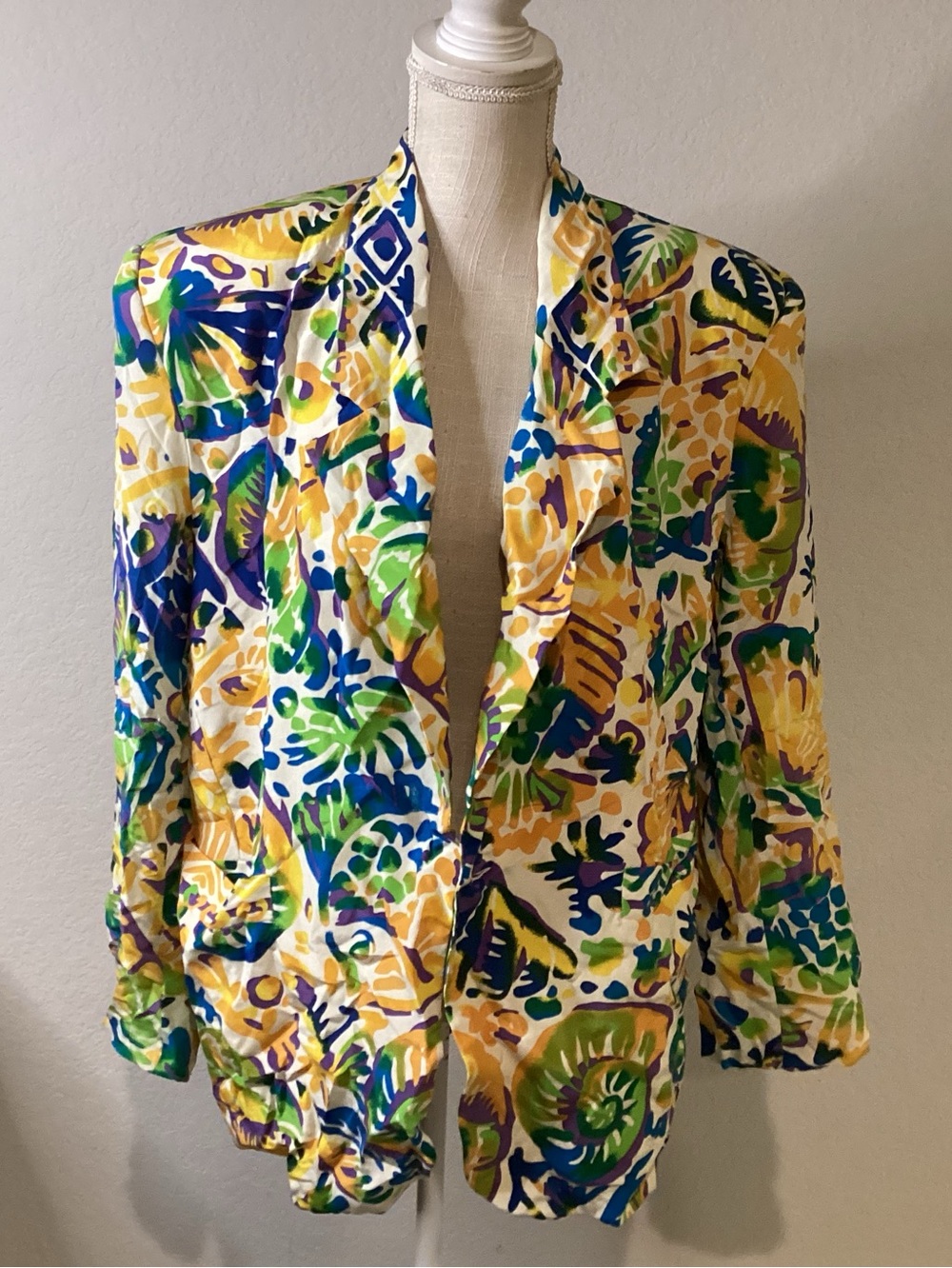 vintage 100% silk abstract novelty print blazer